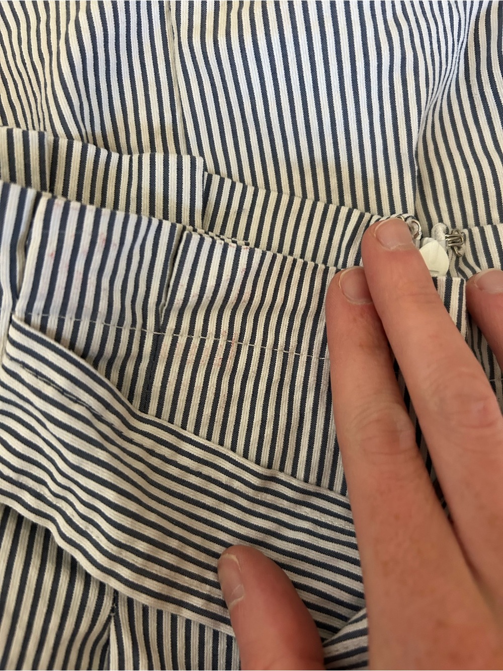 Ann Taylor Factory Pinstripe Blue and White Tie Belt Size 2 Midi Skirt - Picture 2 of 7